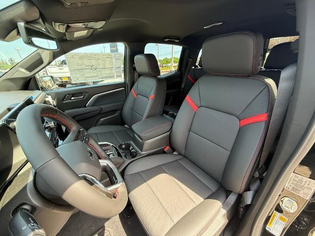 new 2025 Chevrolet Colorado car