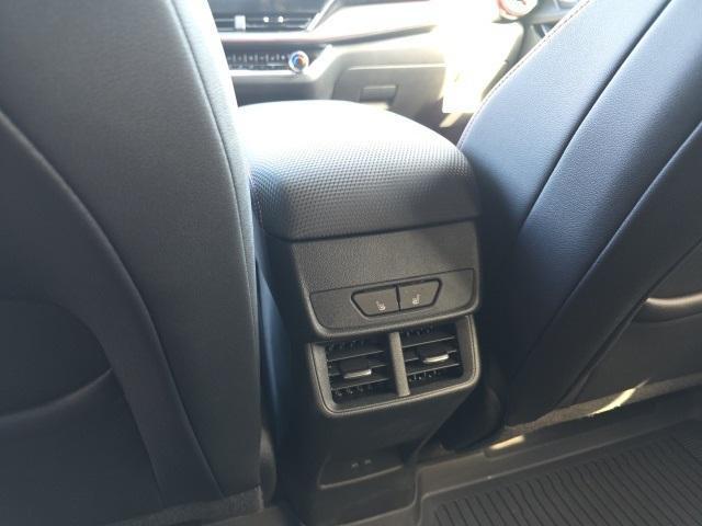 new 2025 Chevrolet Equinox car