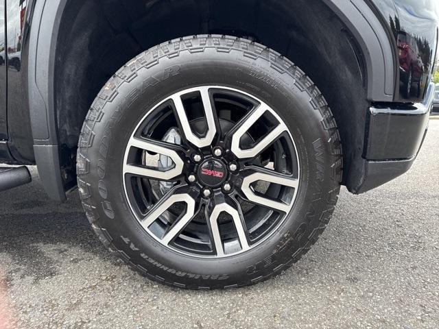 new 2025 GMC Sierra 1500 car, priced at $70,575