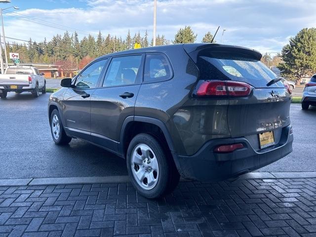 used 2015 Jeep Cherokee car, priced at $11,999