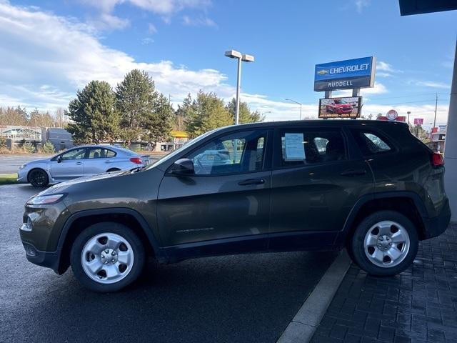 used 2015 Jeep Cherokee car, priced at $11,999