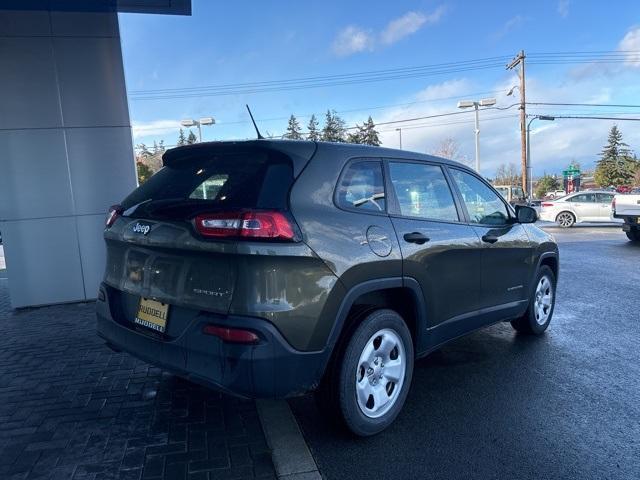 used 2015 Jeep Cherokee car, priced at $11,999