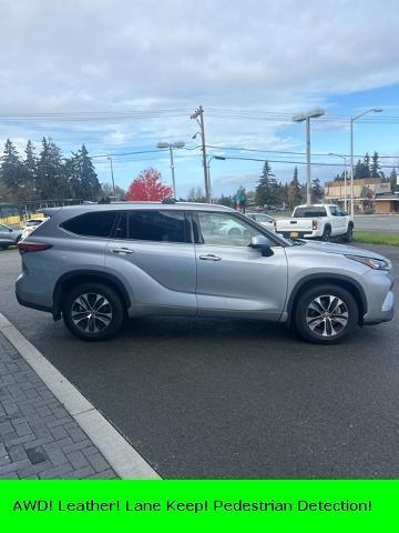 used 2020 Toyota Highlander car, priced at $30,499