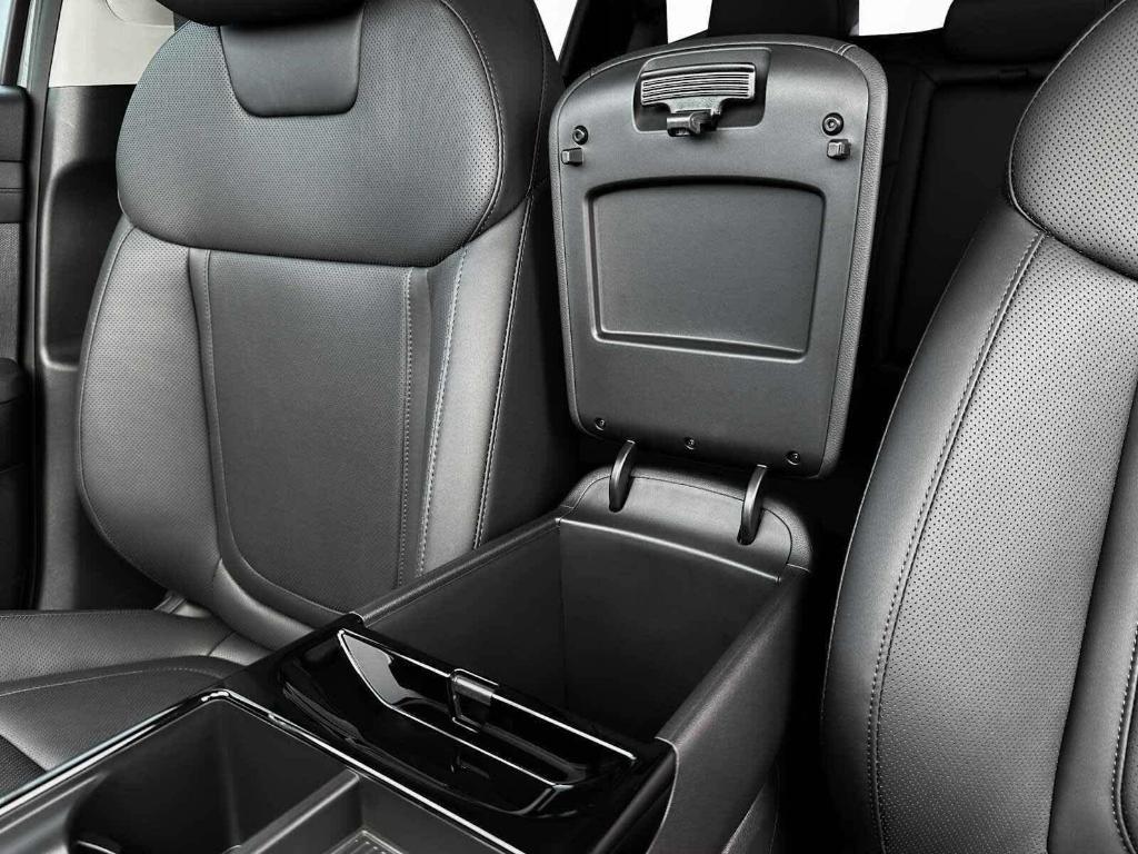 new 2025 Hyundai TUCSON Hybrid car, priced at $34,714