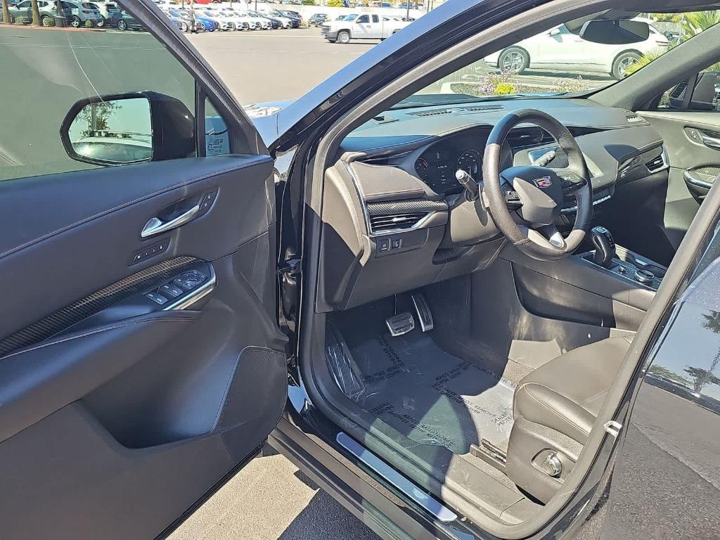 used 2019 Cadillac XT4 car, priced at $19,000