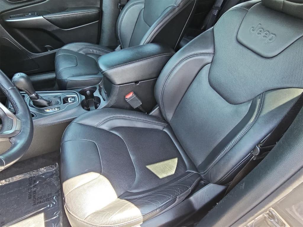 used 2021 Jeep Cherokee car, priced at $16,999