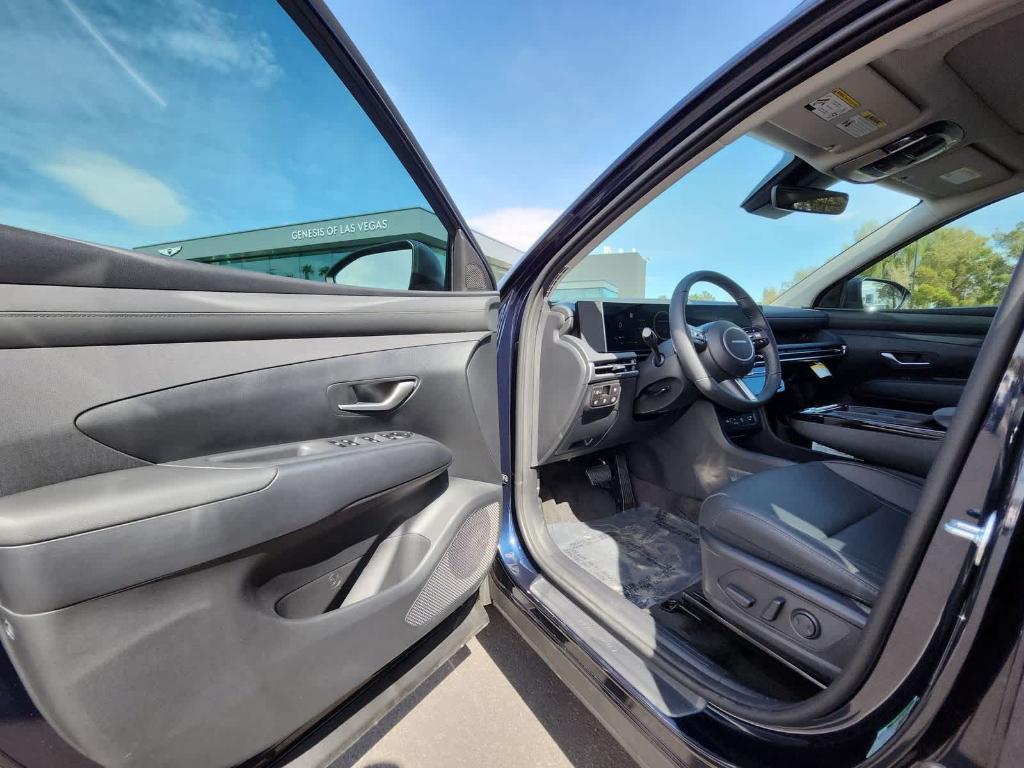 new 2025 Hyundai TUCSON Hybrid car, priced at $37,260