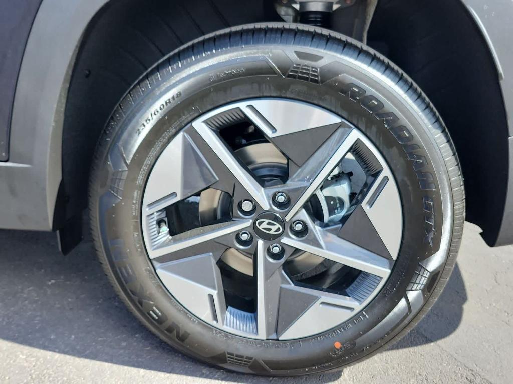 new 2025 Hyundai TUCSON Hybrid car, priced at $37,260