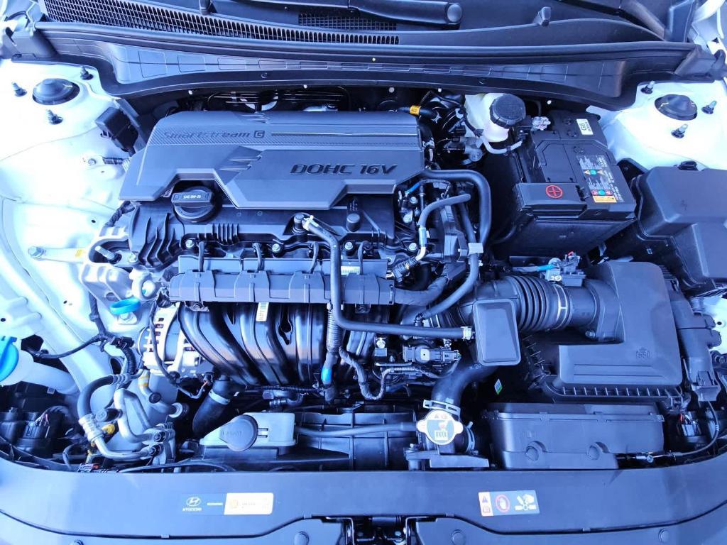 new 2025 Hyundai Elantra car, priced at $25,945
