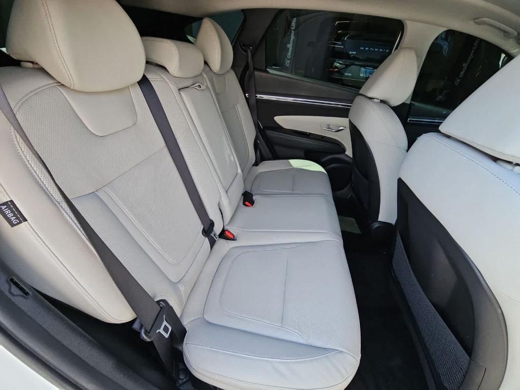 used 2024 Hyundai TUCSON Hybrid car, priced at $28,000