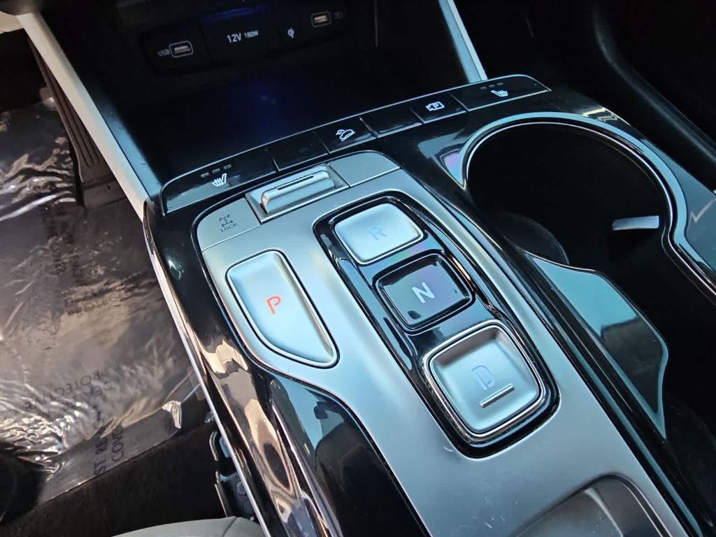 used 2024 Hyundai TUCSON Hybrid car, priced at $28,000