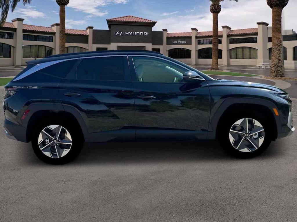 new 2025 Hyundai TUCSON Hybrid car, priced at $34,103