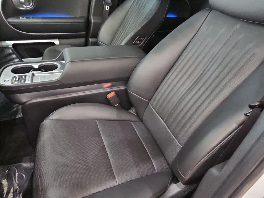 new 2026 Hyundai IONIQ 9 car, priced at $64,135