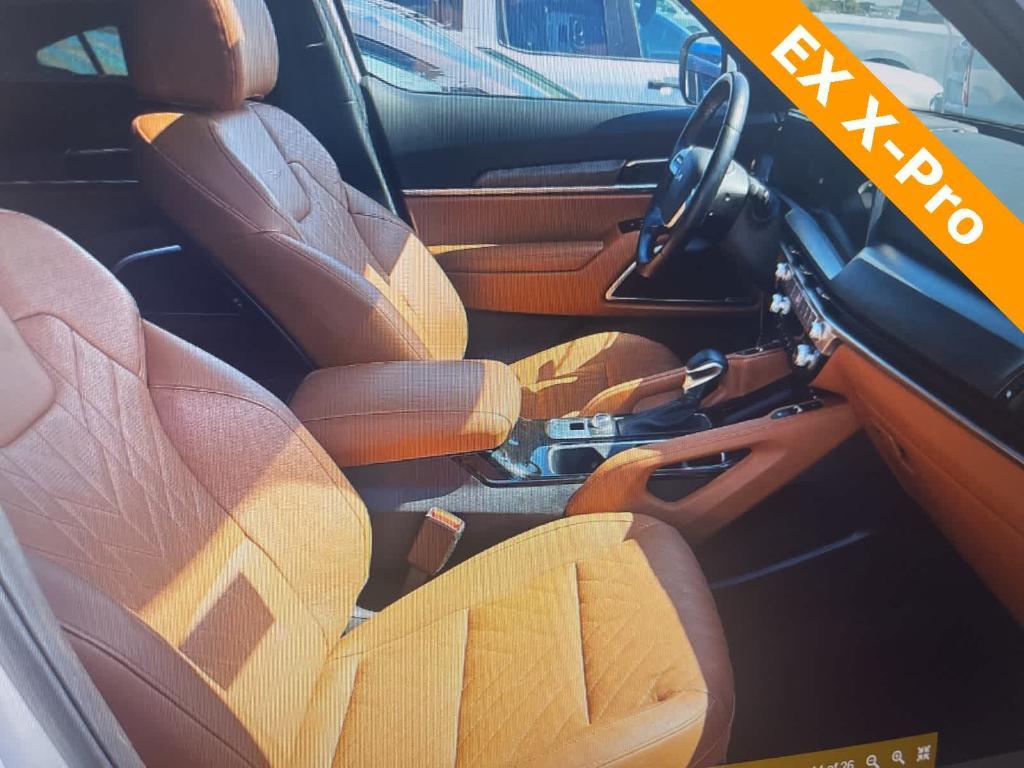 used 2025 Kia Telluride car, priced at $46,000
