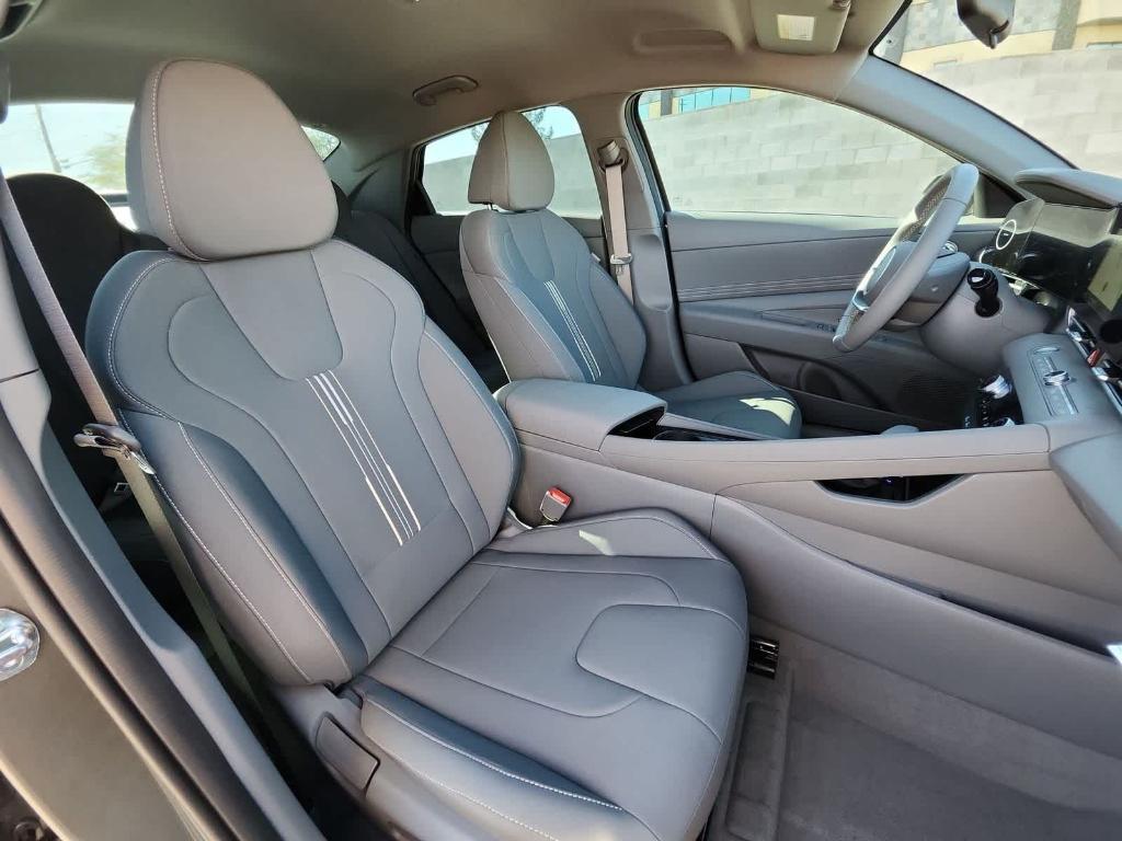 new 2025 Hyundai ELANTRA HEV car, priced at $27,695