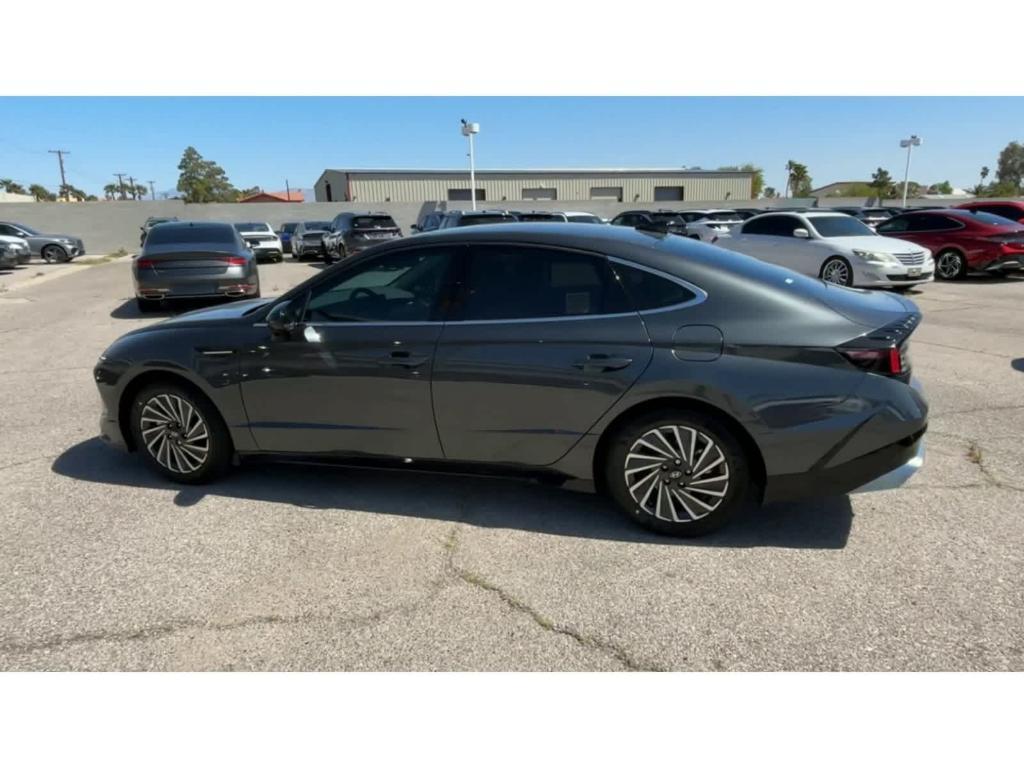 used 2024 Hyundai Sonata Hybrid car, priced at $24,750