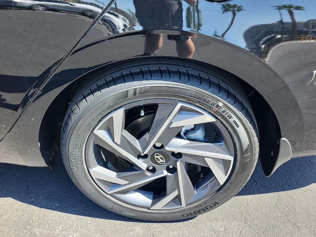 new 2025 Hyundai Elantra car, priced at $23,790