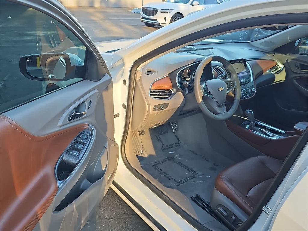 used 2017 Chevrolet Malibu car, priced at $11,500