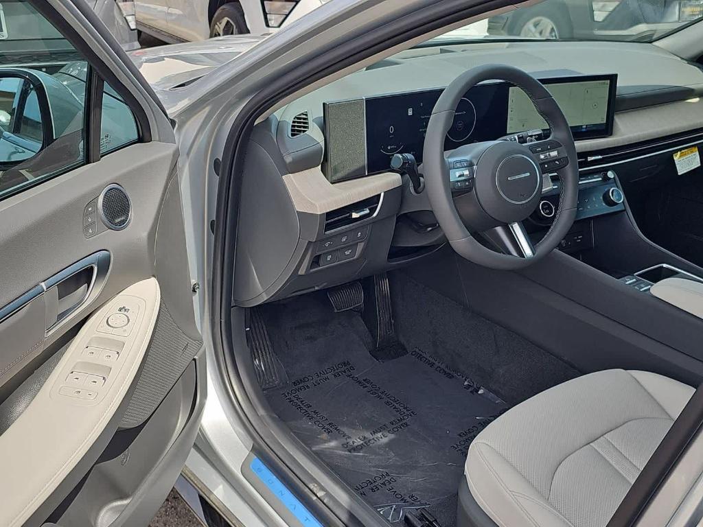 new 2025 Hyundai Sonata Hybrid car, priced at $38,435