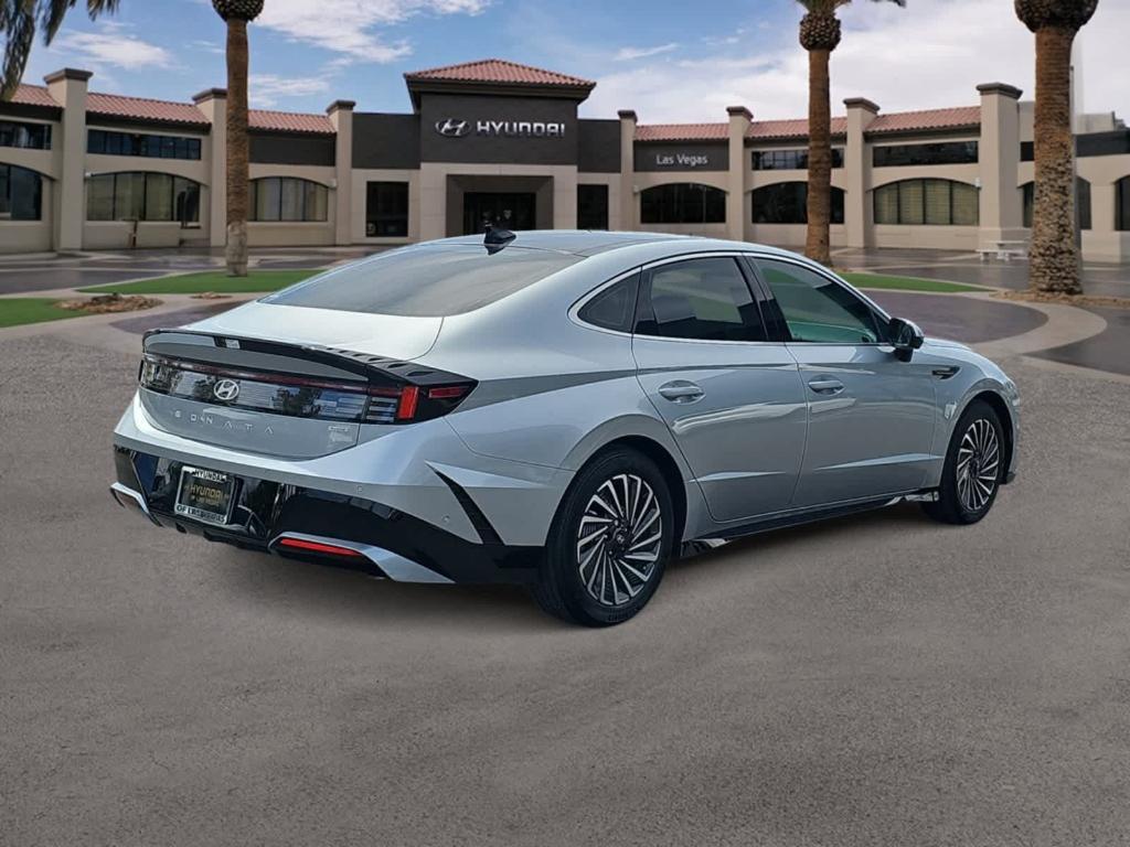 new 2025 Hyundai Sonata Hybrid car, priced at $38,435