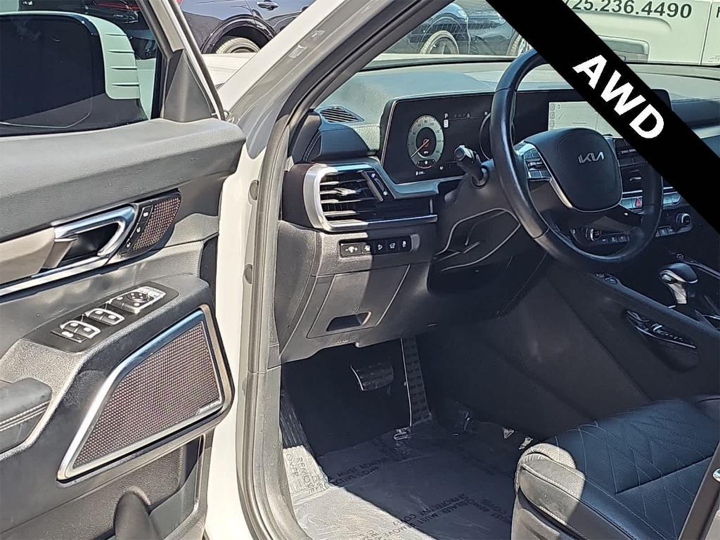 used 2024 Kia Telluride car, priced at $40,000