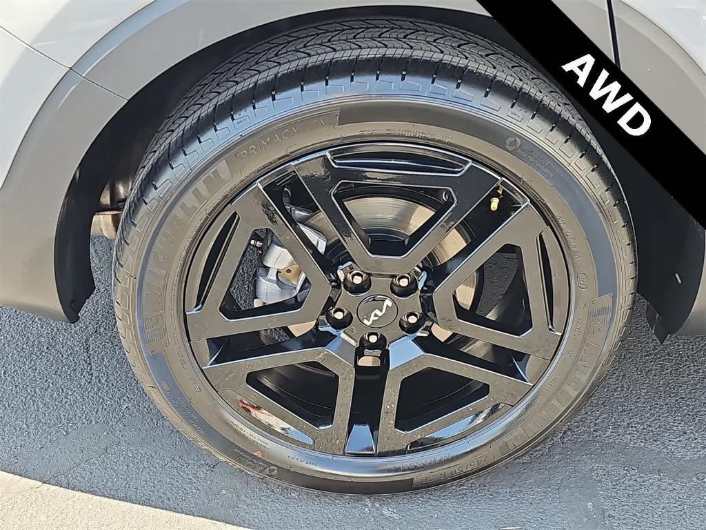 used 2024 Kia Telluride car, priced at $40,000