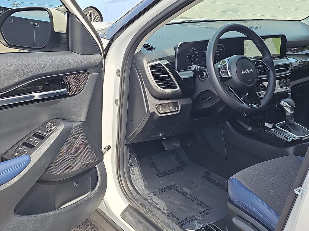 used 2024 Kia Seltos car, priced at $23,500