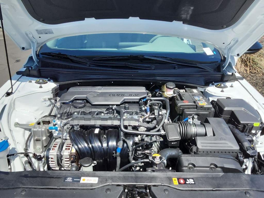 new 2025 Hyundai Elantra car, priced at $24,095