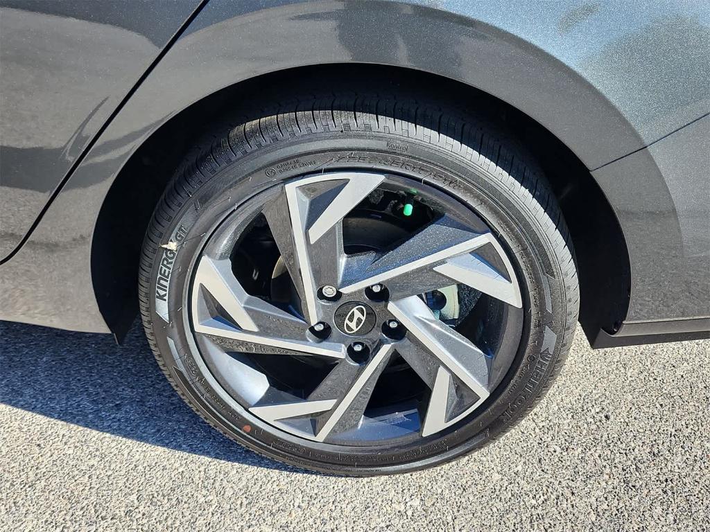 new 2025 Hyundai ELANTRA HEV car, priced at $26,093