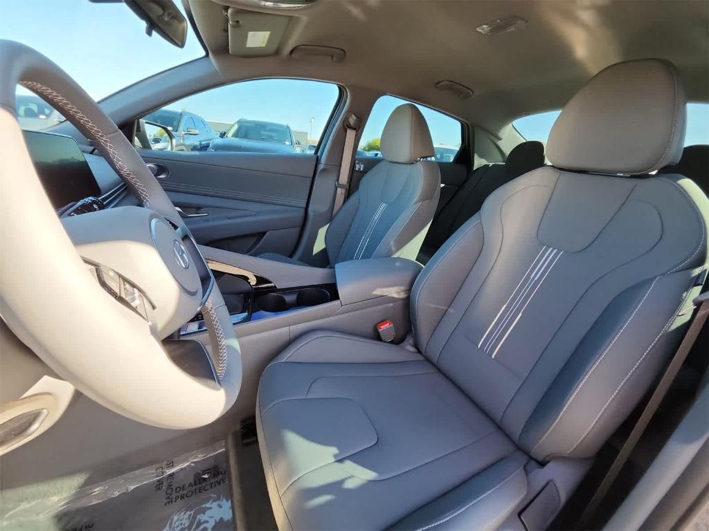 new 2025 Hyundai ELANTRA HEV car, priced at $26,093