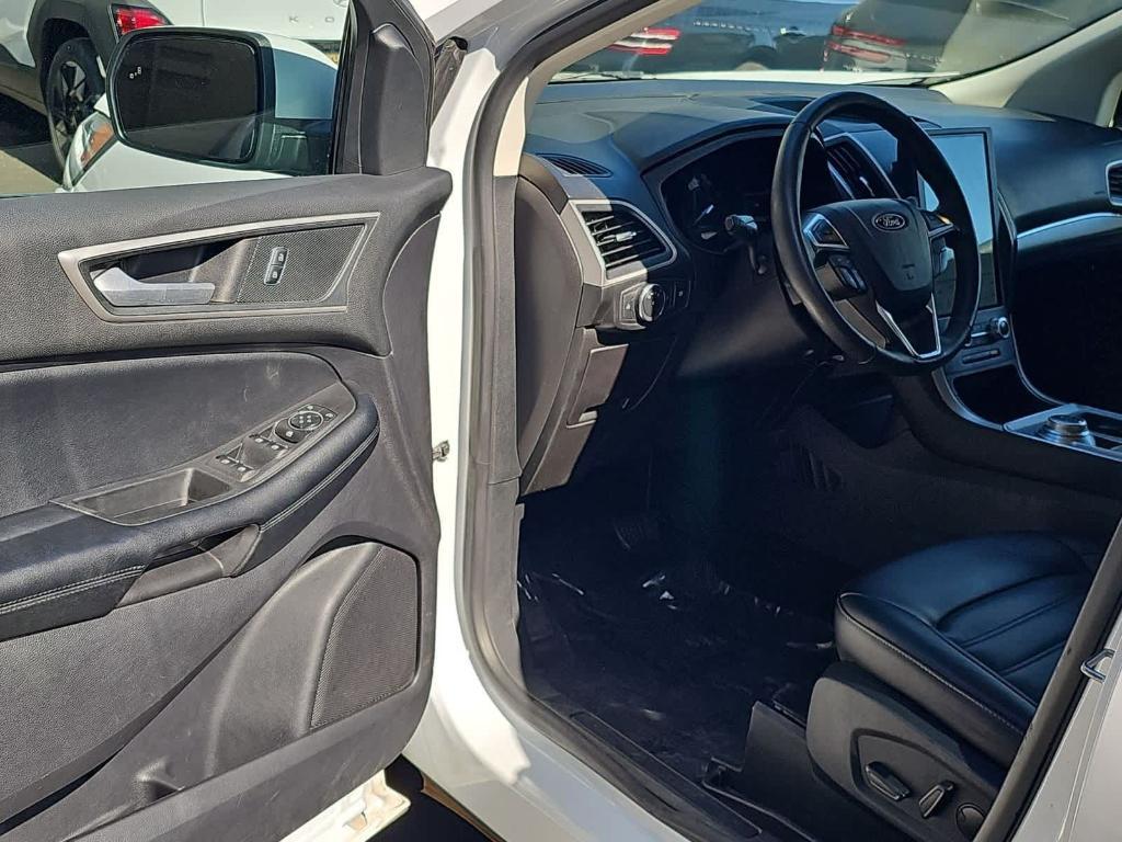 used 2022 Ford Edge car, priced at $24,000
