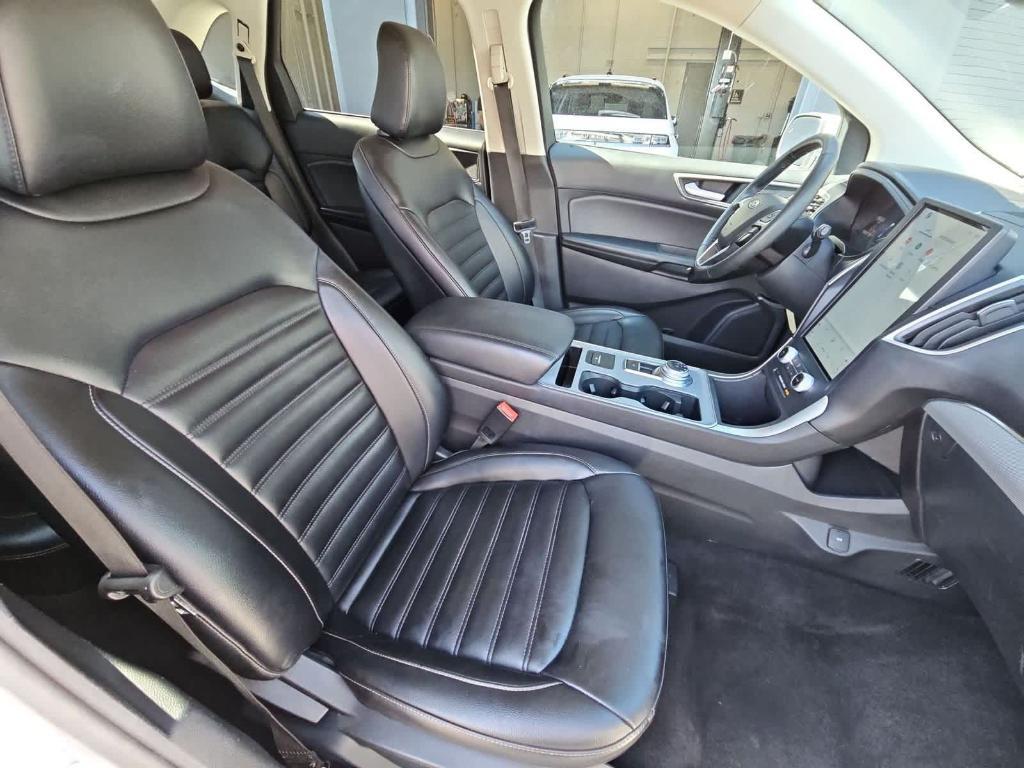 used 2022 Ford Edge car, priced at $24,000
