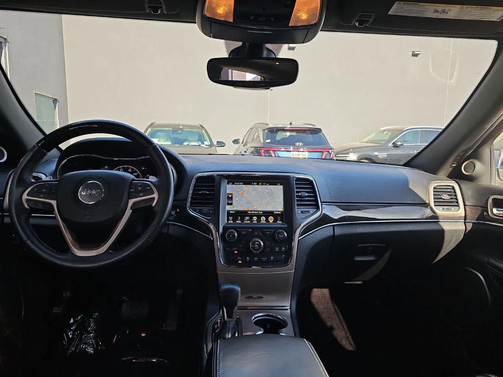 used 2017 Jeep Grand Cherokee car, priced at $18,550