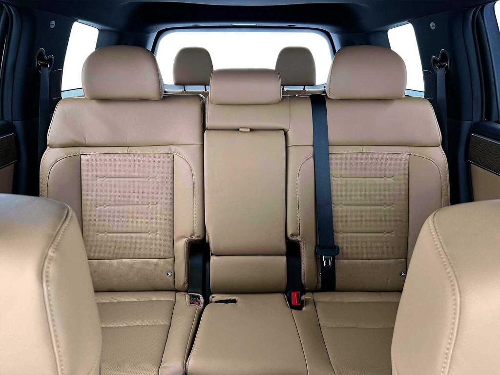 new 2025 Hyundai Santa Fe car, priced at $45,214