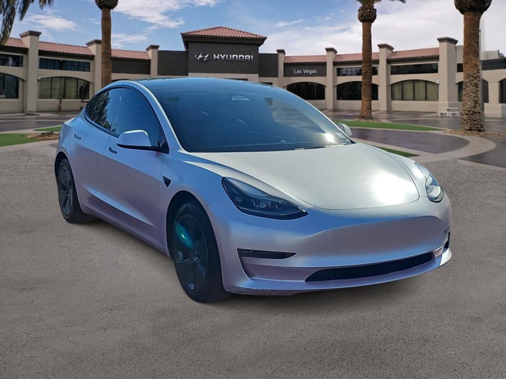 used 2022 Tesla Model 3 car, priced at $27,500