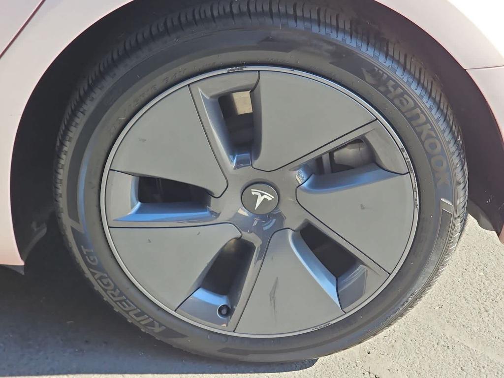 used 2022 Tesla Model 3 car, priced at $27,500