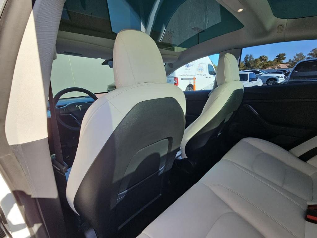 used 2022 Tesla Model 3 car, priced at $27,500
