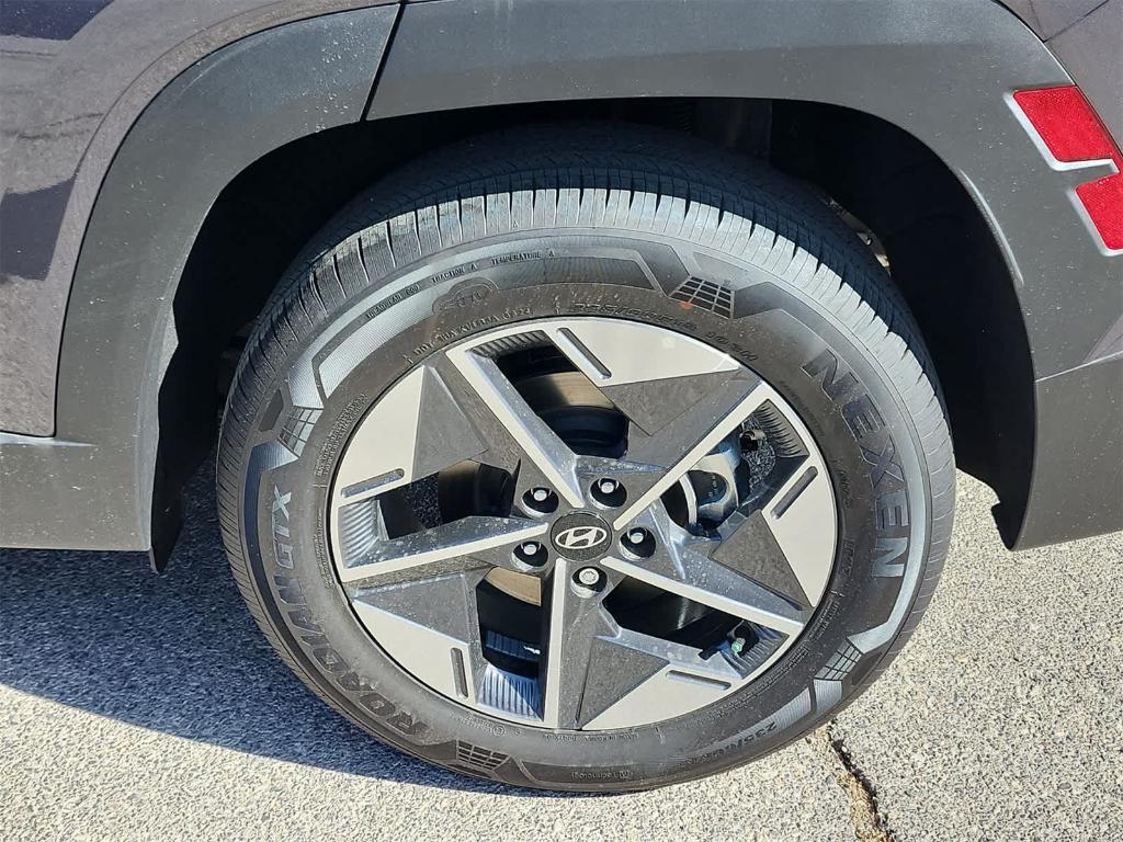 new 2025 Hyundai TUCSON Hybrid car, priced at $34,634