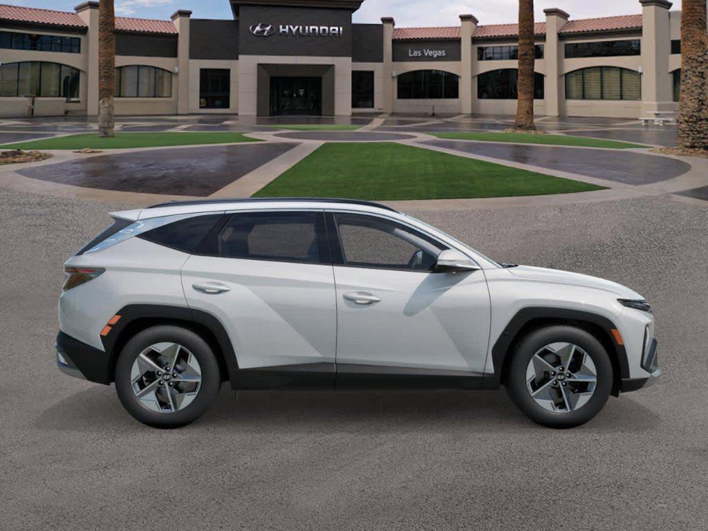 new 2025 Hyundai TUCSON Hybrid car, priced at $37,905