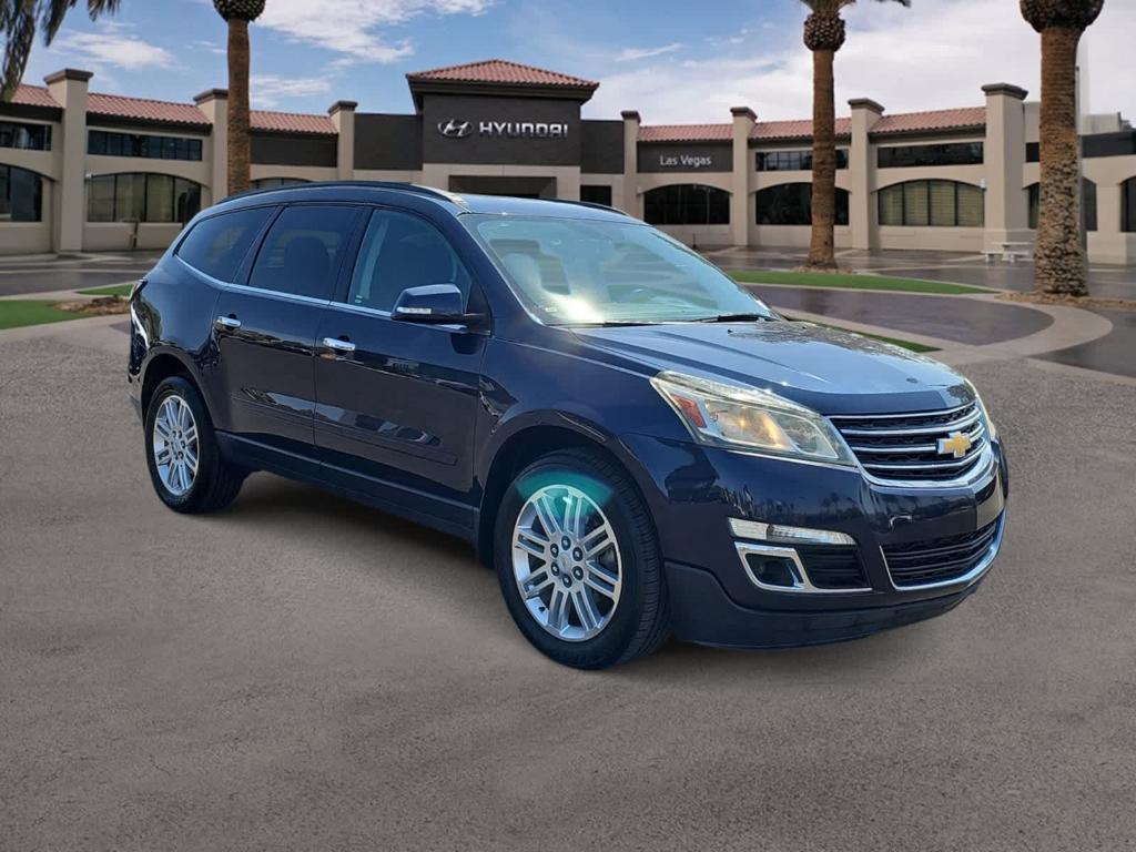 used 2015 Chevrolet Traverse car, priced at $9,000