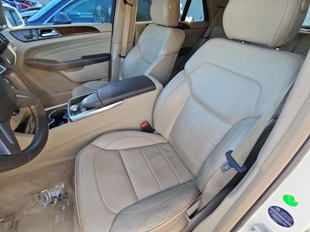 used 2013 Mercedes-Benz M-Class car, priced at $12,000