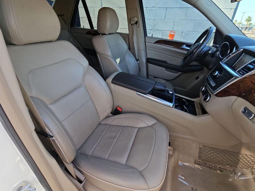 used 2013 Mercedes-Benz M-Class car, priced at $12,000