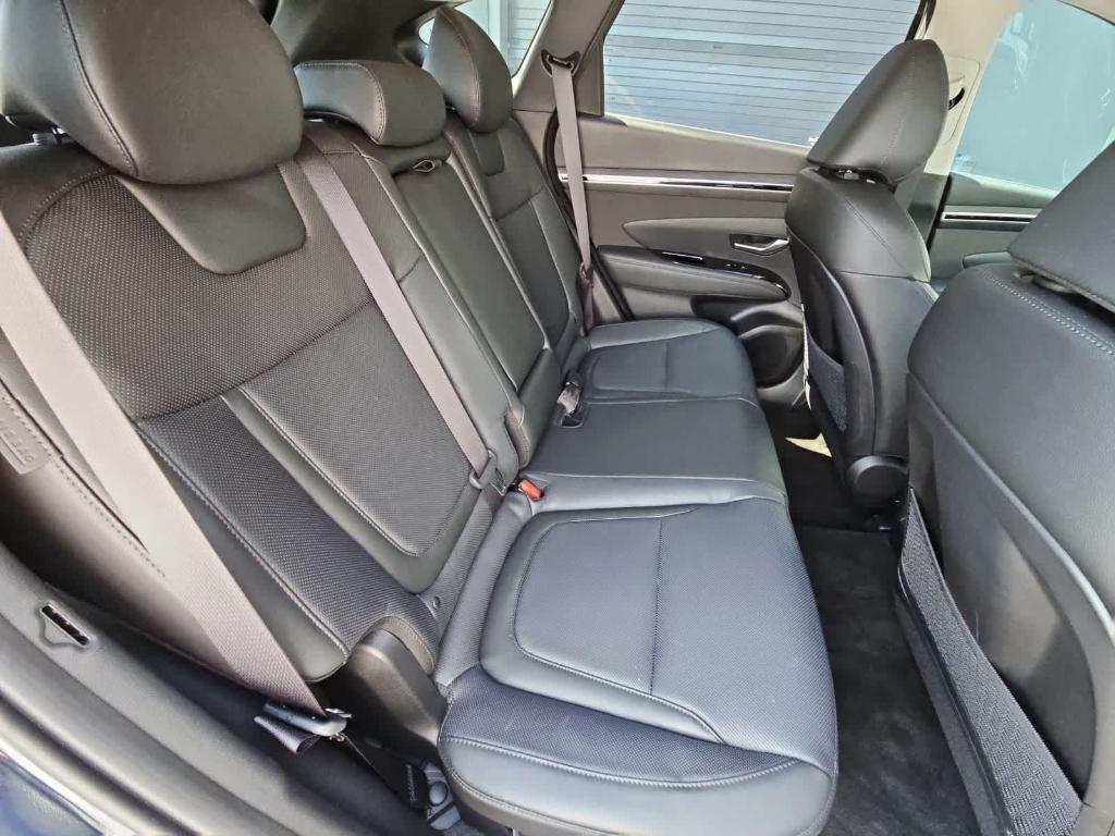 used 2024 Hyundai TUCSON Hybrid car, priced at $35,000