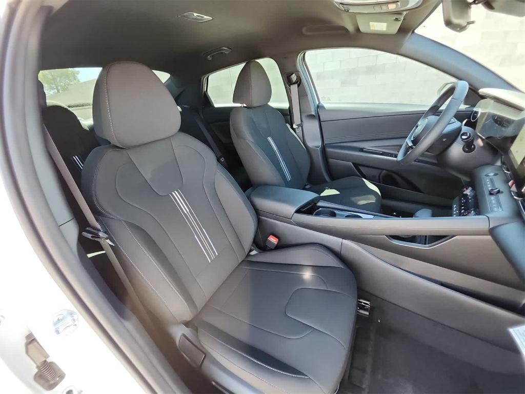 new 2025 Hyundai ELANTRA HEV car, priced at $26,575