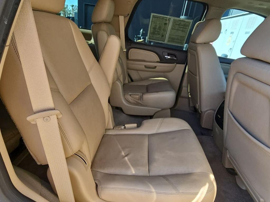 used 2013 GMC Yukon car, priced at $16,500