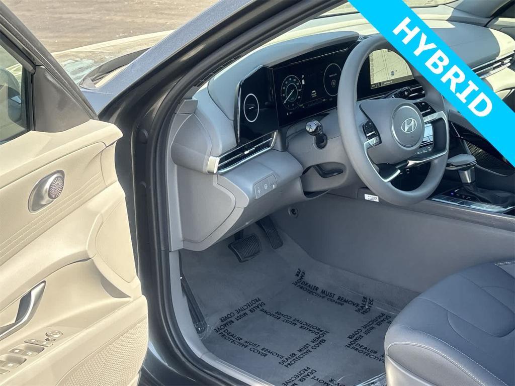 used 2024 Hyundai ELANTRA HEV car, priced at $22,200