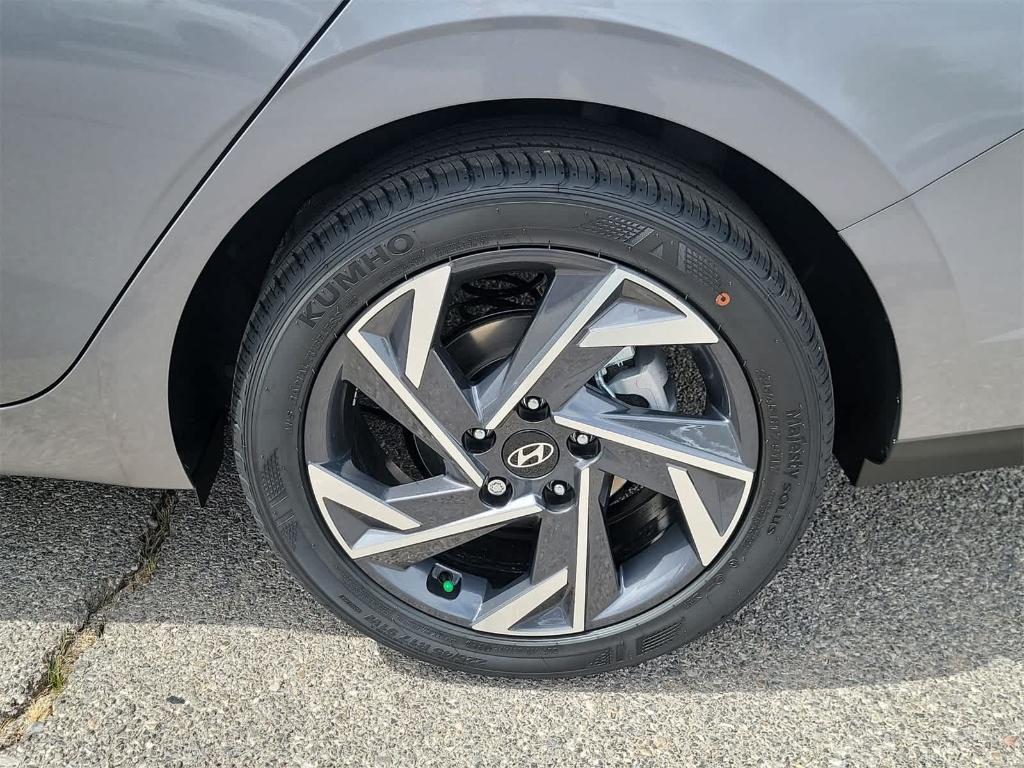 new 2025 Hyundai Elantra car, priced at $23,555