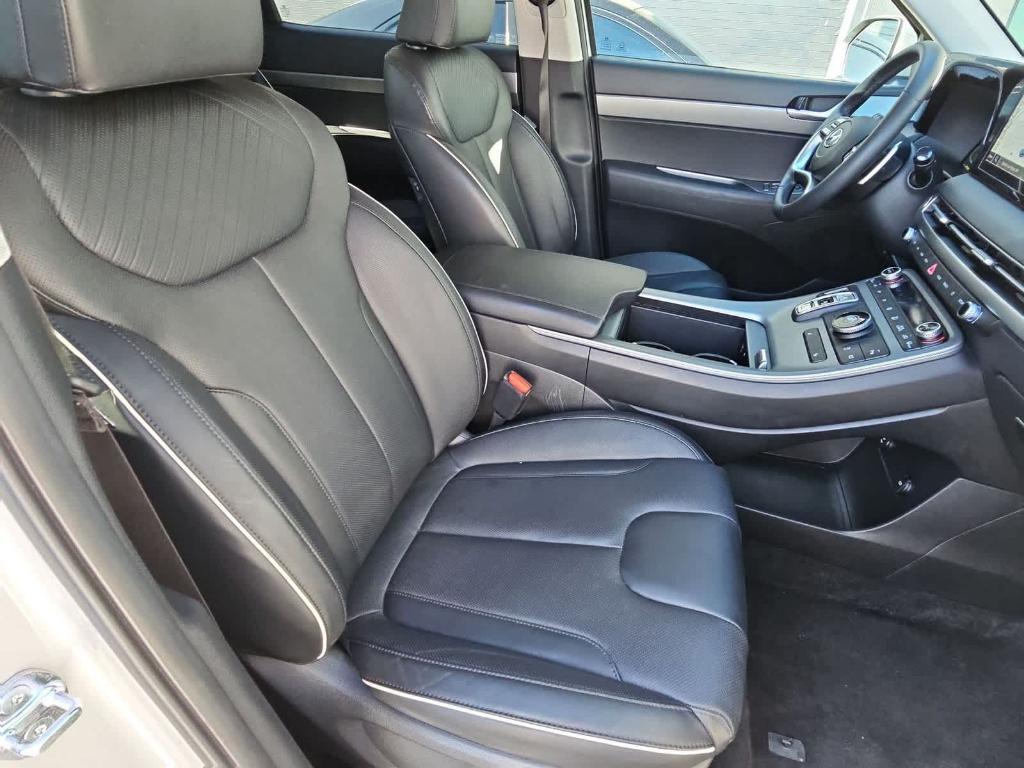 used 2024 Hyundai Palisade car, priced at $32,500