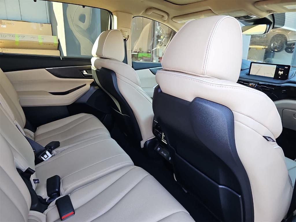used 2022 Acura MDX car, priced at $41,000
