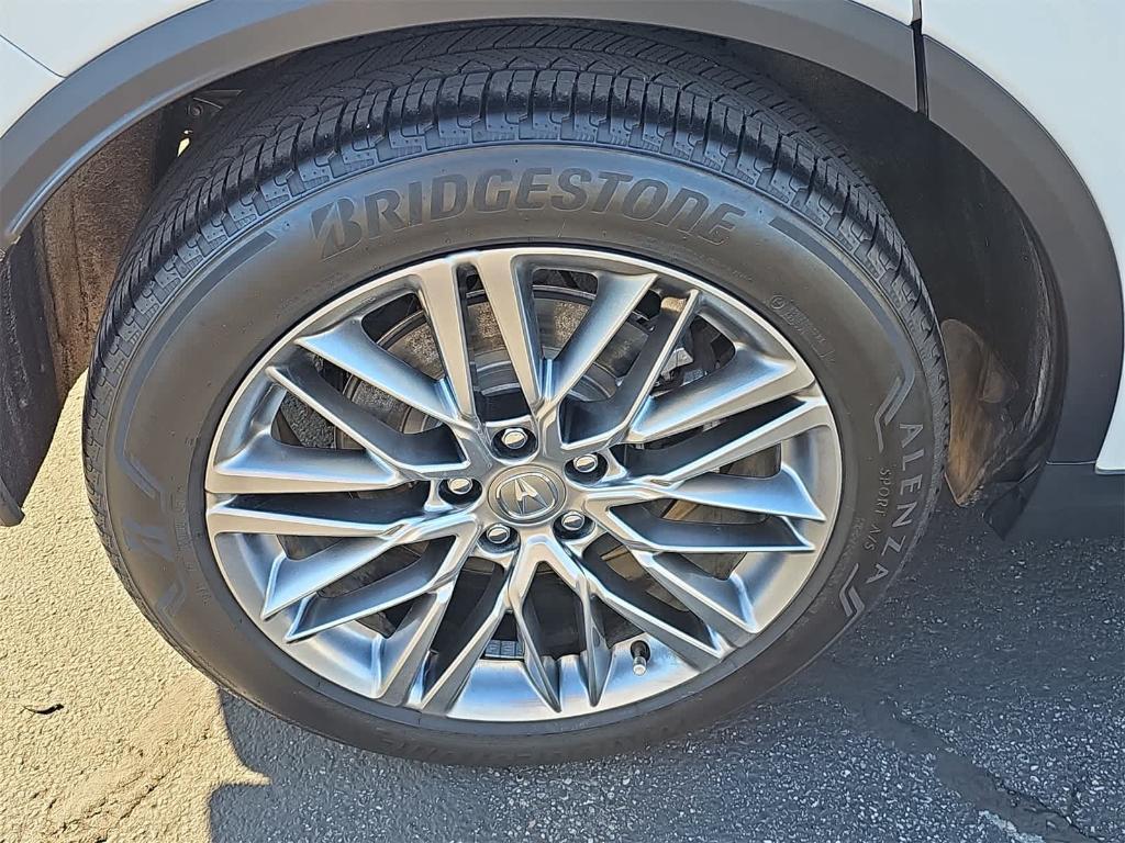 used 2022 Acura MDX car, priced at $41,000